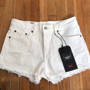 brand new levi jean shorts